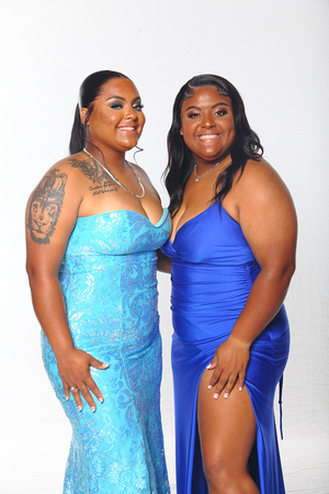 St. Pete High Prom 2023 White Backdrop A by Firefly Event Photography (171)