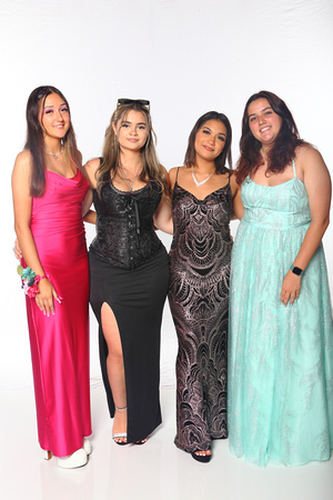 St. Pete High Prom 2023 White Backdrop A by Firefly Event Photography (189)
