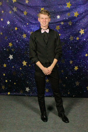 Star Backdrop Sickles Prom 2023 by Firefly Event Photography (199)