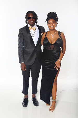 St. Pete High Prom 2023 White Backdrop A by Firefly Event Photography (291)