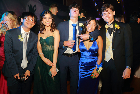 St. Pete High Prom 2023 Candid Iamges by Firefly Event Photography (109)