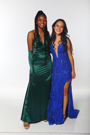 St. Pete High Prom 2023 White Backdrop A by Firefly Event Photography (367)