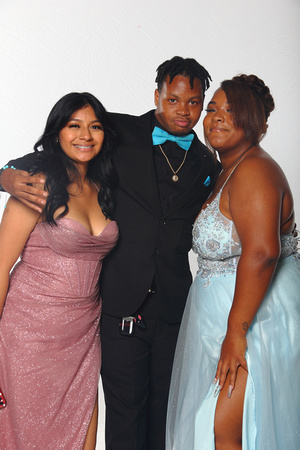 St. Pete High Prom 2023 White Backdrop A by Firefly Event Photography (552)