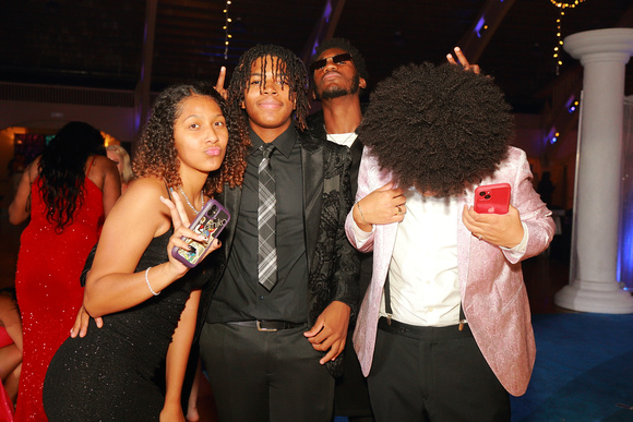 St. Pete High Prom 2023 Candid Iamges by Firefly Event Photography (250)