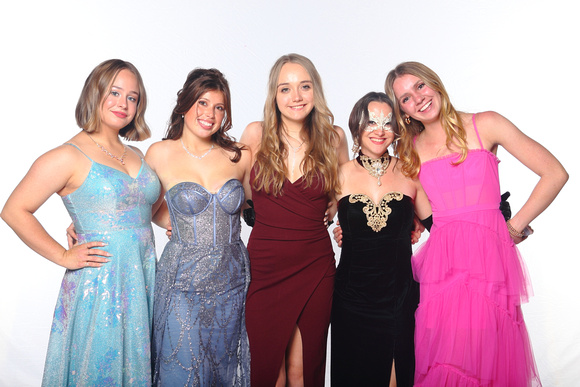 St. Pete High Prom 2023 White Backdrop A by Firefly Event Photography (182)