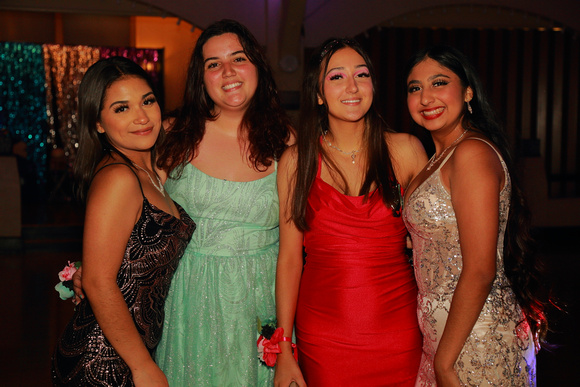 St. Pete High Prom 2023 Candid Iamges by Firefly Event Photography (239)