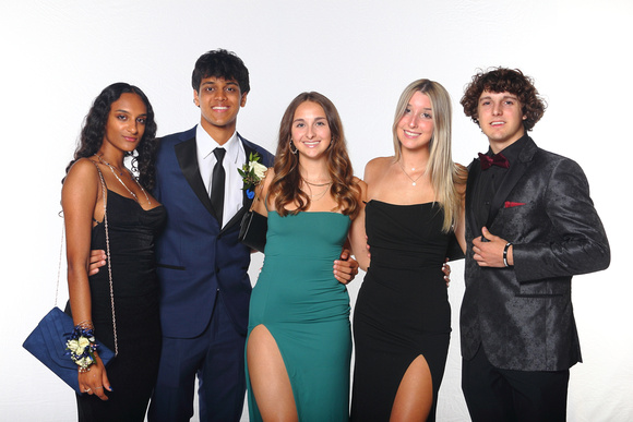 St. Pete High Prom 2023 White Backdrop A by Firefly Event Photography (148)