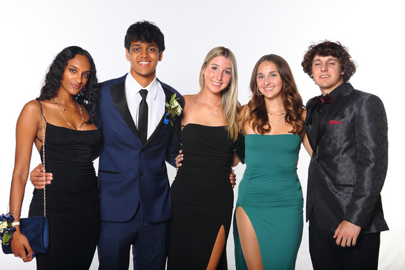 St. Pete High Prom 2023 White Backdrop A by Firefly Event Photography (147)
