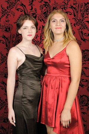 Sickles High Homecoming 2021 Red Black Backdrop Images by Firefly Event Photography (4)