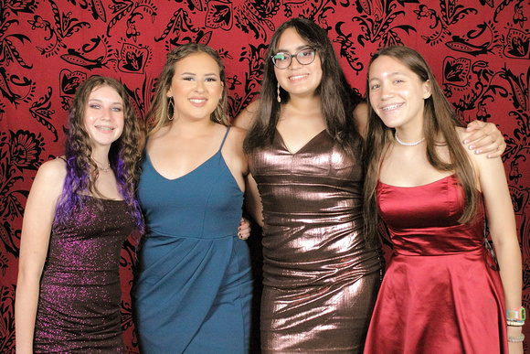 Sickles High Homecoming 2021 Red Black Backdrop Images by Firefly Event Photography (15)