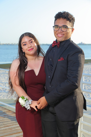 Lakewood High Prom 2018 Outside Boardwalk  by Firefly Event Photography (8)