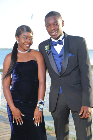 Lakewood High Prom 2018 Outside Boardwalk  by Firefly Event Photography (21)