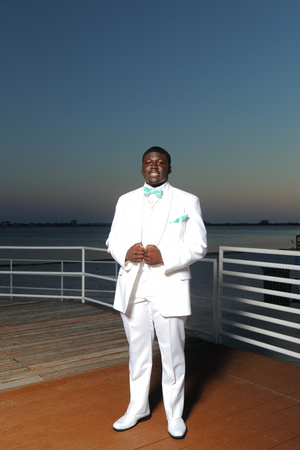 Lakewood High Prom 2018 Outside Boardwalk  by Firefly Event Photography (154)