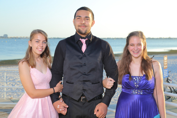 Lakewood High Prom 2018 Outside Boardwalk  by Firefly Event Photography (36)