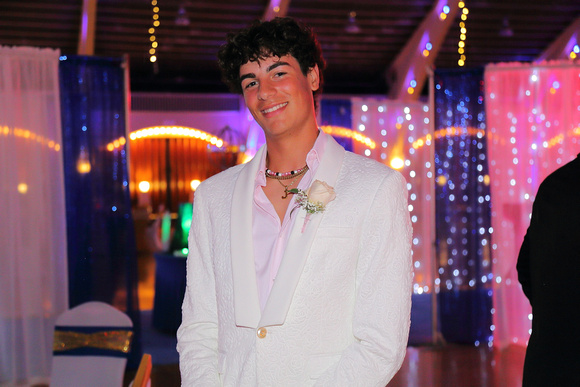 St. Pete High Prom 2024 Candids by Firefly Event Photography (34)