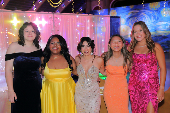 St. Pete High Prom 2024 Candids by Firefly Event Photography (38)