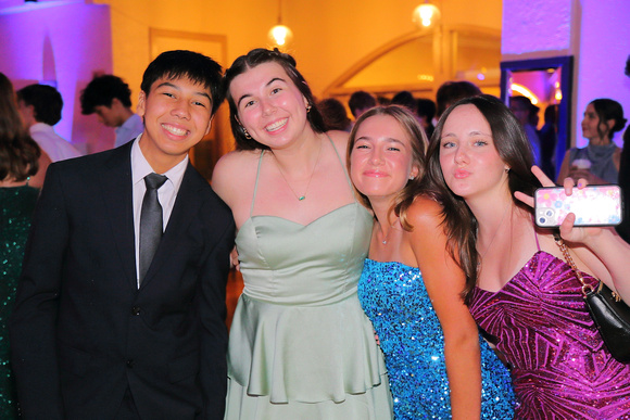 St. Pete High Prom 2024 Candids by Firefly Event Photography (56)