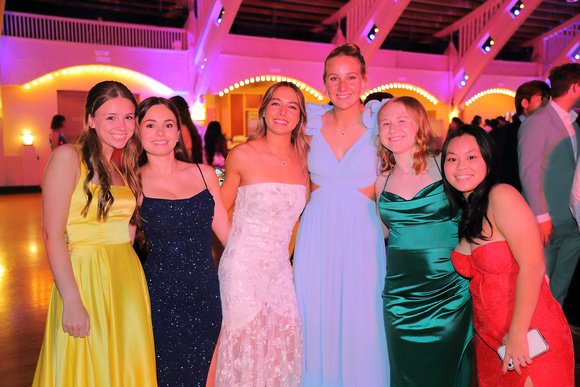 St. Pete High Prom 2024 Candids by Firefly Event Photography (123)