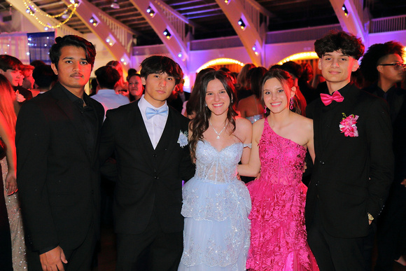 St. Pete High Prom 2024 Candids by Firefly Event Photography (147)