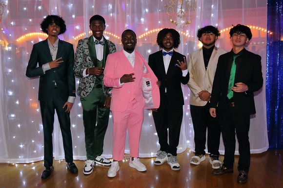 St. Pete High Prom 2024 Candids by Firefly Event Photography (161)