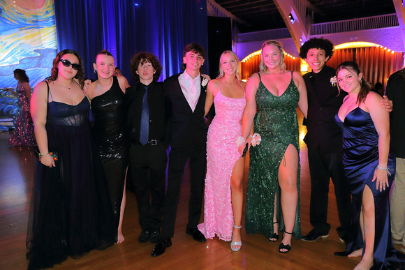 St. Pete High Prom 2024 Candids by Firefly Event Photography (300)