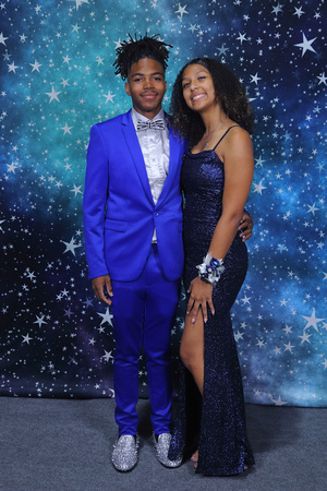St. Pete High Prom 2024 Star Backdrop by Firefly Event Photography (38)