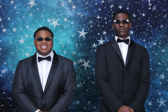 St. Pete High Prom 2024 Star Backdrop by Firefly Event Photography (41)