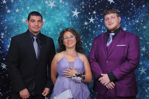 St. Pete High Prom 2024 Star Backdrop by Firefly Event Photography (57)