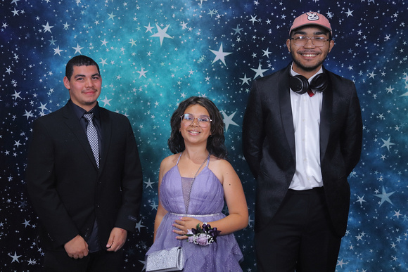 St. Pete High Prom 2024 Star Backdrop by Firefly Event Photography (76)