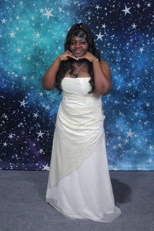 St. Pete High Prom 2024 Star Backdrop by Firefly Event Photography (106)