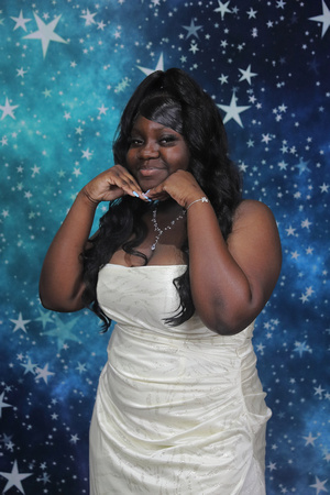 St. Pete High Prom 2024 Star Backdrop by Firefly Event Photography (107)