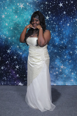 St. Pete High Prom 2024 Star Backdrop by Firefly Event Photography (108)