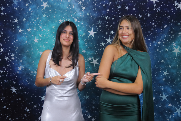 St. Pete High Prom 2024 Star Backdrop by Firefly Event Photography (120)