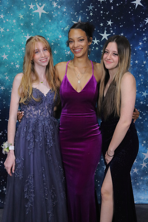 St. Pete High Prom 2024 Star Backdrop by Firefly Event Photography (136)