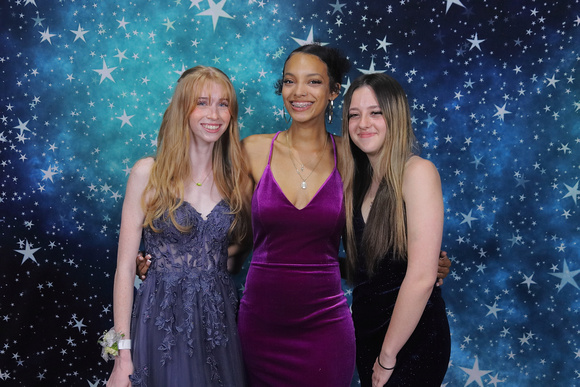 St. Pete High Prom 2024 Star Backdrop by Firefly Event Photography (138)
