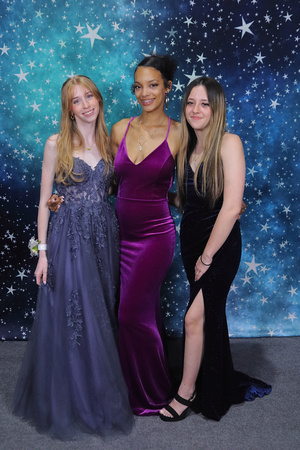 St. Pete High Prom 2024 Star Backdrop by Firefly Event Photography (139)