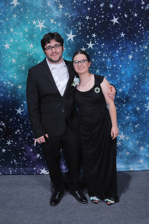 St. Pete High Prom 2024 Star Backdrop by Firefly Event Photography (157)