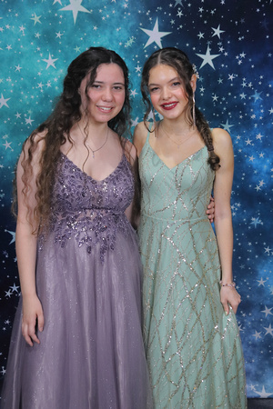 St. Pete High Prom 2024 Star Backdrop by Firefly Event Photography (177)
