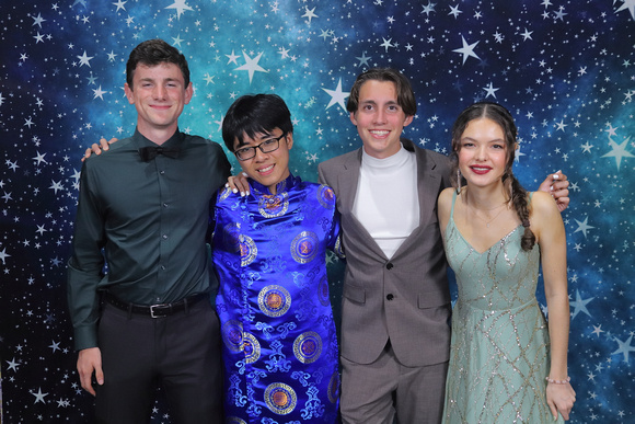 St. Pete High Prom 2024 Star Backdrop by Firefly Event Photography (180)