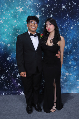 St. Pete High Prom 2024 Star Backdrop by Firefly Event Photography (191)
