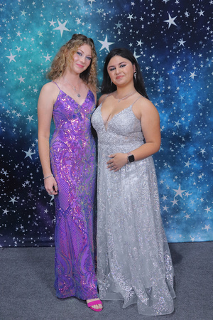 St. Pete High Prom 2024 Star Backdrop by Firefly Event Photography (194)