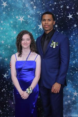 St. Pete High Prom 2024 Star Backdrop by Firefly Event Photography (199)