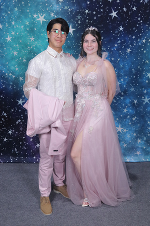 St. Pete High Prom 2024 Star Backdrop by Firefly Event Photography (209)
