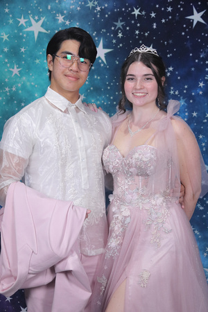 St. Pete High Prom 2024 Star Backdrop by Firefly Event Photography (210)