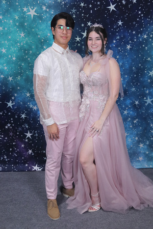 St. Pete High Prom 2024 Star Backdrop by Firefly Event Photography (211)