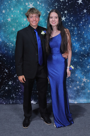 St. Pete High Prom 2024 Star Backdrop by Firefly Event Photography (226)