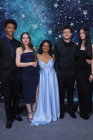 St. Pete High Prom 2024 Star Backdrop by Firefly Event Photography (234)