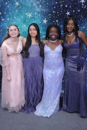 St. Pete High Prom 2024 Star Backdrop by Firefly Event Photography (245)