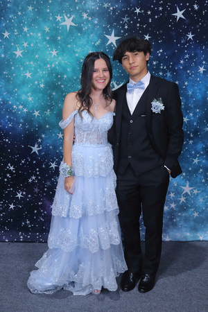 St. Pete High Prom 2024 Star Backdrop by Firefly Event Photography (264)