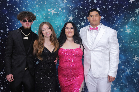 St. Pete High Prom 2024 Star Backdrop by Firefly Event Photography (302)